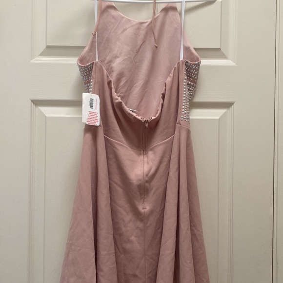 Pink formal dress - Picture 2 of 6